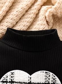 SHEIN Baby Girl Valentine's Day Plaid Print Heart Embroidery Tee & Plaid Print Skirt - Black and White - View 5