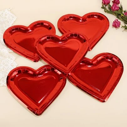 10.47 英寸（约 26.6 厘米）大号红色心形一次性纸盘，适合母亲节、婚礼、生日派对、情人节等场合。