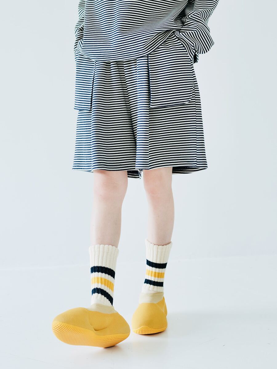 Shorts con estampado de rayas - Azul y blanco - Ver 1