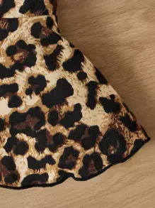 SHEIN Leap Crew Baby Ruffle Trim Top & Leopard Print Flare Leg Trousers - Multicolor - View 4