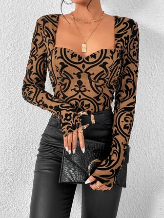 SHEIN Privé 植絨緞紋圖案印花雞心領口連體衣