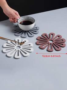 1pc Flower Shaped Random Color Coaster - Multicolor - View 3