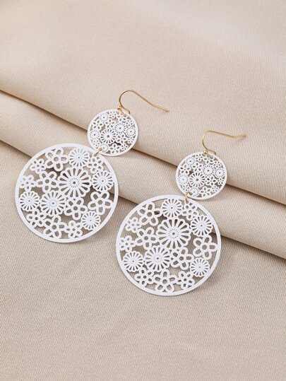1pair Fashionable White Color Rubber Coated Round Cutout Earrings