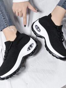 Thiết kế đệm khí tối giản Giày thường - Đen và trắng - Xem 5