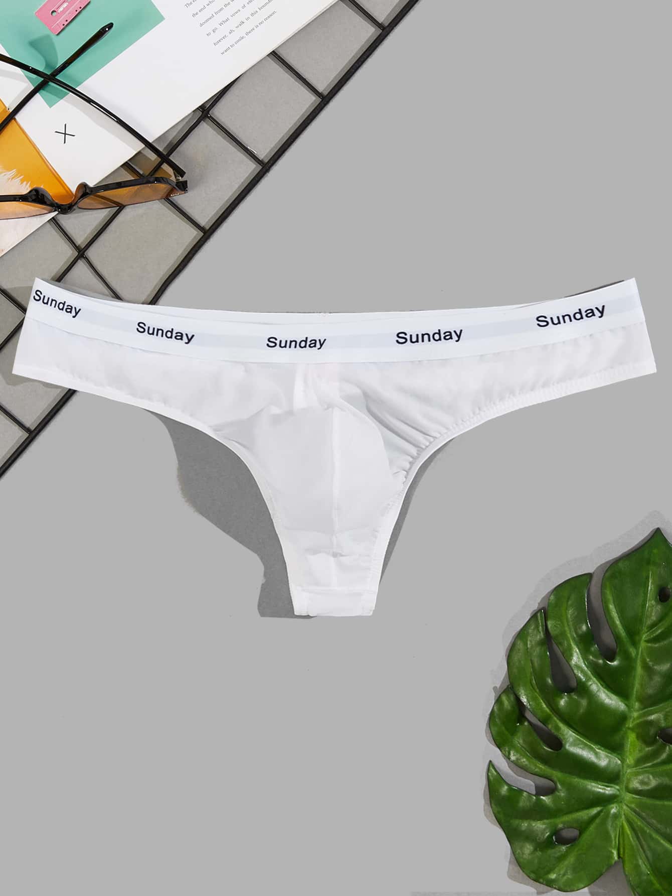 Ropa interior sexy tipo tanga con gráfico de letras para hombres - Blanco - Ver 1