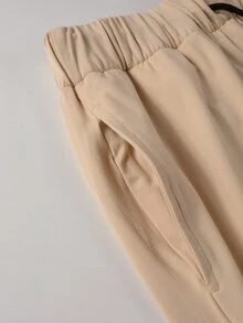 Manfinity Hypemode Hombres Camiseta con estampado de slogan & Shorts de cintura con cordón - Caqui - Ver 6