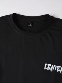 Manfinity EMRG Áo thun nam in hình bướm và khẩu hiệu cỡ lớn - màu đen - Xem 7