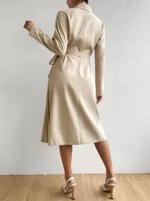 Chiquease 青果領百褶下擺側繫帶洋裝 - 杏色 - 查看 2