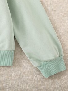 女孩字母圖案袋鼠口袋連帽衫