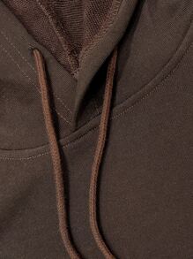 Manfinity Men Slogan Graphic Kangaroo Pocket Drawstring Hoodie - Coffee Brown - View 6