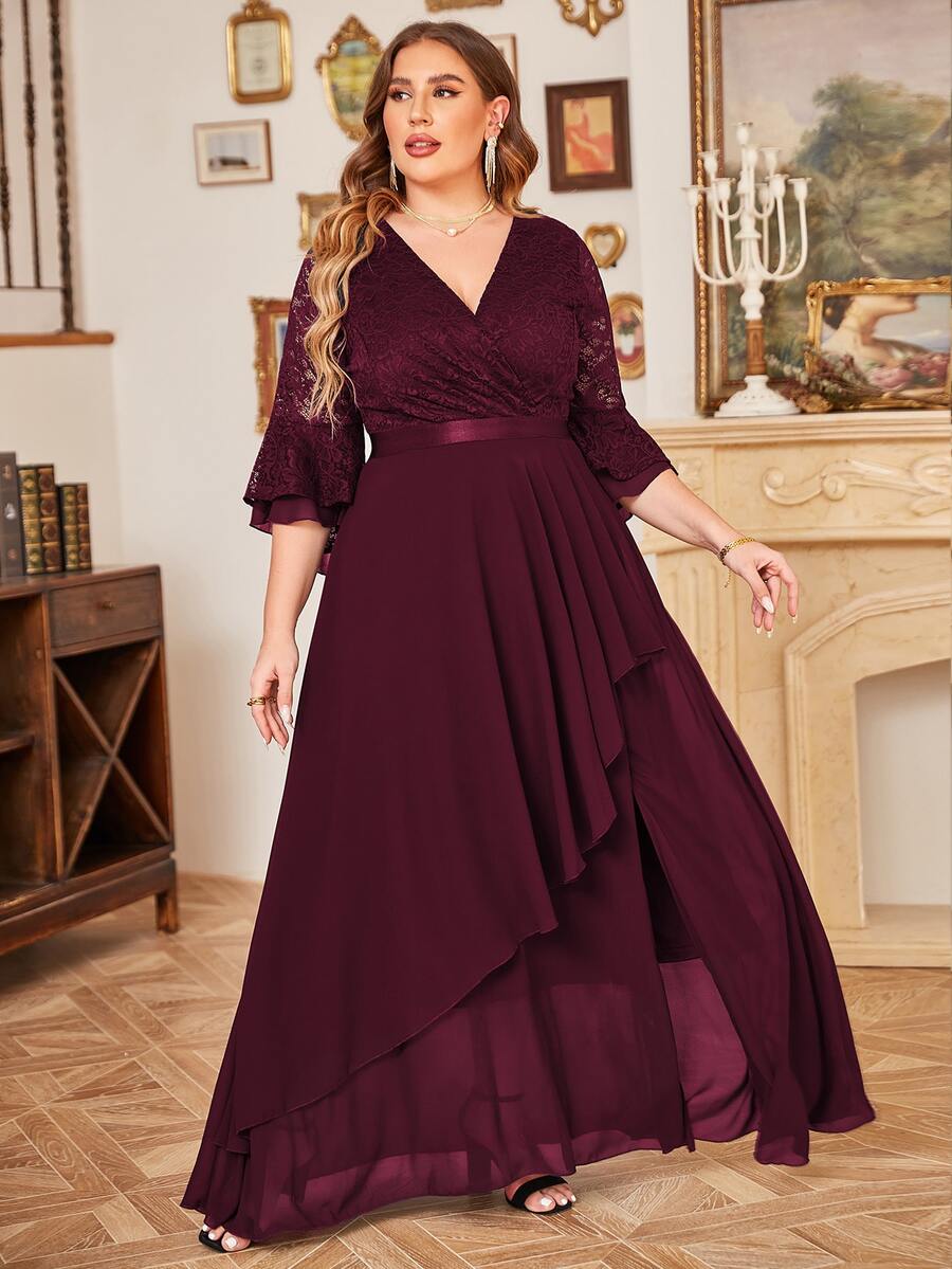 CurvySweet 大碼蕾絲拼接荷葉袖高衩雪紡洋裝 - 紫紅色 - 查看 1