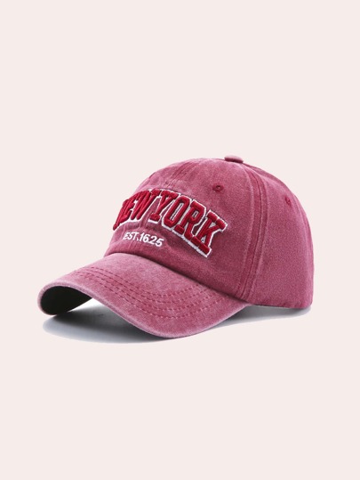 قبعة بيسبول مطرز بعبارة