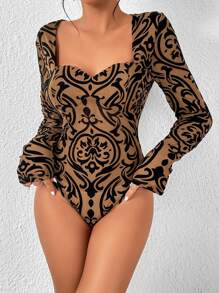 SHEIN Privé Flocked Damask Print Sweetheart Neck Bodysuit - Brown - View 3