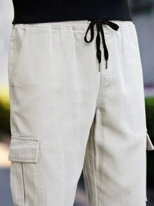 Manfinity Men Flap Pocket Side Drawstring Waist Cargo Jeans - Light Grey - View 7