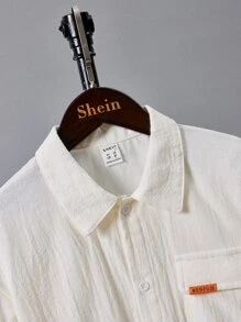 SHEIN 男孩字母補丁細節翻蓋口袋落肩袖襯衫