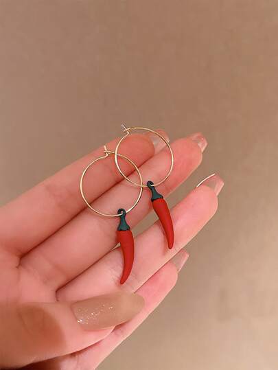 أقراط متدلية الفلفل الحار زخرفة