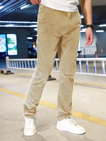 Männer Hose mit schrägen Taschen, Kord