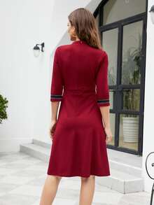 Đầm Dây kéo Ruy băng Khối Màu Thanh lịch - Màu Đỏ Sâu - Xem 2