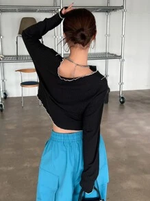 DAZY Top-stitching Ribbed Knit Crop Tee - Black - View 2