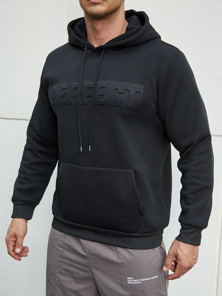 Manfinity Homme Hombres Capucha con patrón de letra con bolsillo de canguro con cordón - Negro - Ver 1