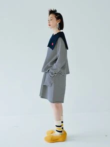 Camiseta 2 en 1 con estampado de rayas manzana con bordado - Azul y blanco - Ver 3