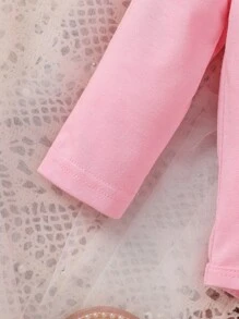 嬰兒卡通圖案連體衣和褲子和頭巾