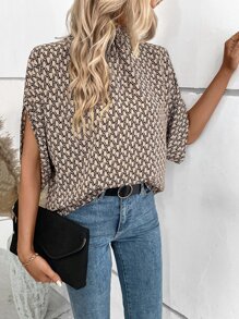 SHEIN LUNE 滿版印花小高領蝙蝠袖襯衫 - 卡其色 - 查看 3