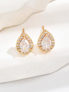 方晶鋯石水滴耳釘