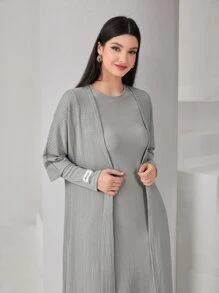 Mulvari Abaya de punto texturizado de frente abierto y vestido árabe modesto de manga larga - Gris - Ver 4