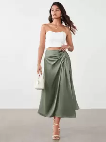 SHEIN Privé 前扭結緞面半身裙工作服