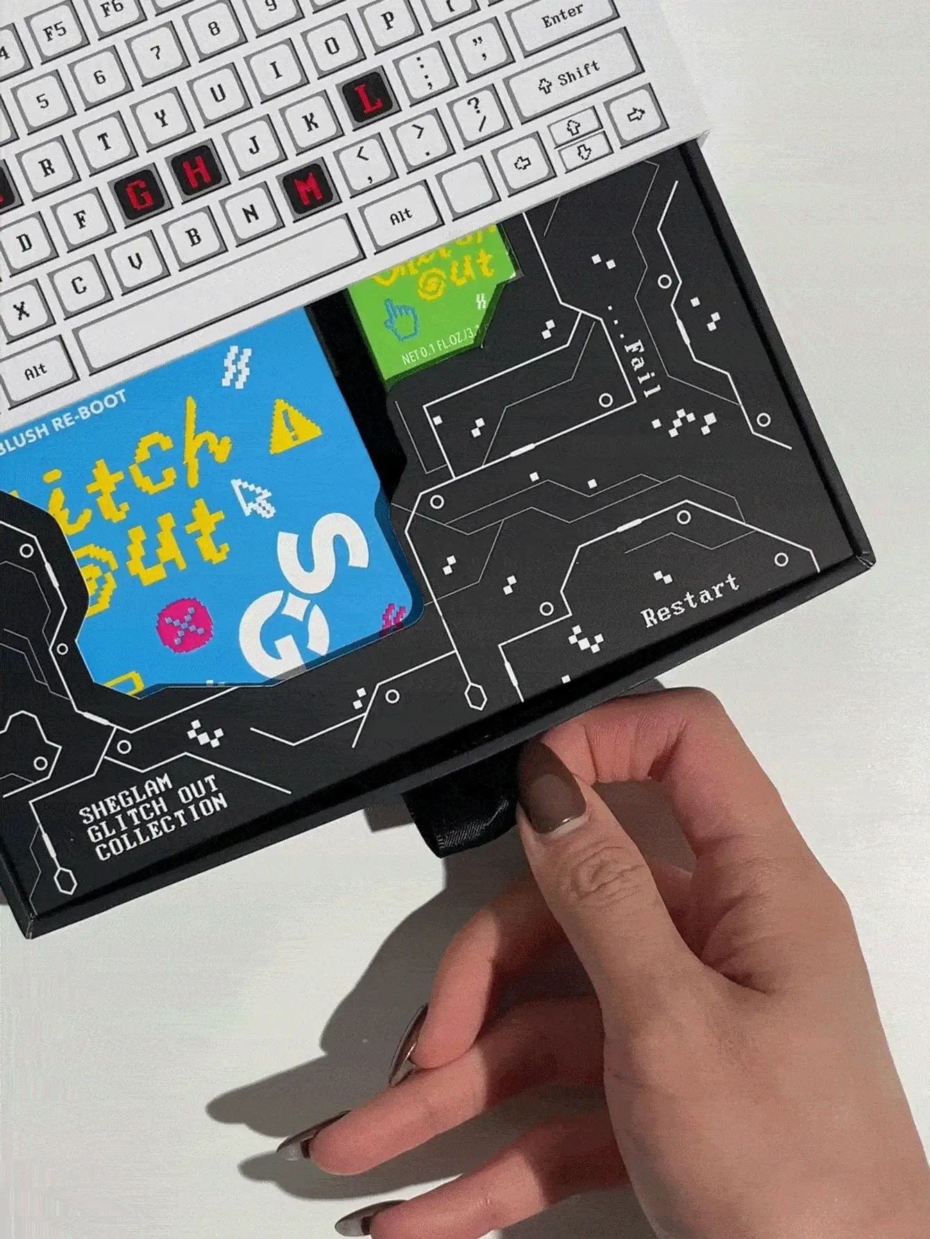 SHEGLAM Glitch Out Full Collection Kit - Multicolor - View 2