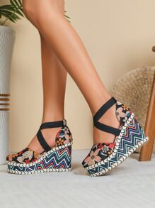 Floral Pattern Criss Cross Ankle Strap Canvas Wedge Shoes - Multicolor - View 3