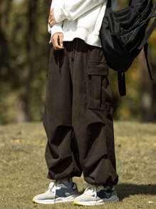 Manfinity EMRG 男士燈芯絨側翻蓋口袋工裝褲