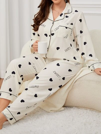 Plus Hjärta & Bokstäver Grafisk Kontrast Piping PJ Set / Pyjamas Set
