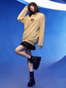 Manfinity 1pc Bear Patched Pullover - Khaki - View 2