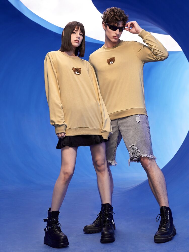 Manfinity 1 pieza Pullover con parche de oso - Caqui - Añade 4