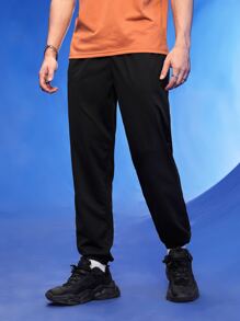 Manfinity 1pc Letter Graphic Slant Pocket Joggers - Black - View 9