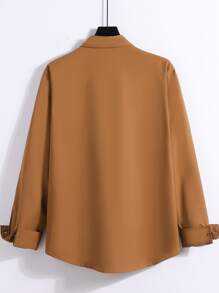 Manfinity Hombres Camisa con diseño de parche de letra con bolsillo delantero sin camiseta