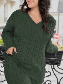 Mulvari Jersey tejido de cable de hombros caídos con pantalones tejidos - Verde militar - Ver 5