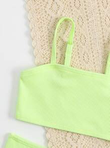 Conjunto de bikini con volantes para niña, ideal para el verano y la playa - verde menta - Ver 4