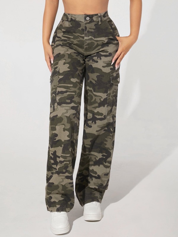 SHEIN PETITE Camo Print Flap Pocket Cargo Jeans