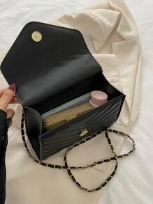 迷你鋸齒紋細節翻蓋鏈條方包 - 黑色 - 查看 5