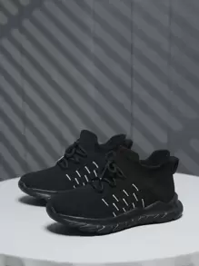 Sporty Running Shoes For Boys, Striped Pattern Lace-up Front Sneakers - Black - View 2