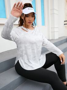 SHEIN Daily&Casual Plus Cut Out Curved Hem Camo Sports Tee - Multicolor - View 4