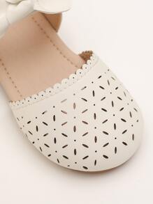 Girls Hollow Out Bow Decor Ankle Strap Flats - Beige - View 3