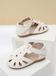 Girls Hollow Out Ankle Strap Sandals - Beige - View 5