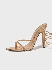 Talons hauts pour femmes pour le printemps/été, sandales élégantes de haute qualité à bout pointu avec stras brillants, surface miroir sexy, lacets. Élégantes et nobles de couleur marron.