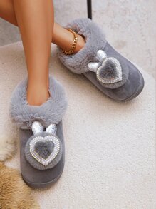 心和絨球裝飾毛茸茸趣味拖鞋