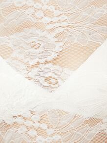 SHEIN BAE 花卉蕾絲薄透上衣不附文胸 - 白色 - 查看 4