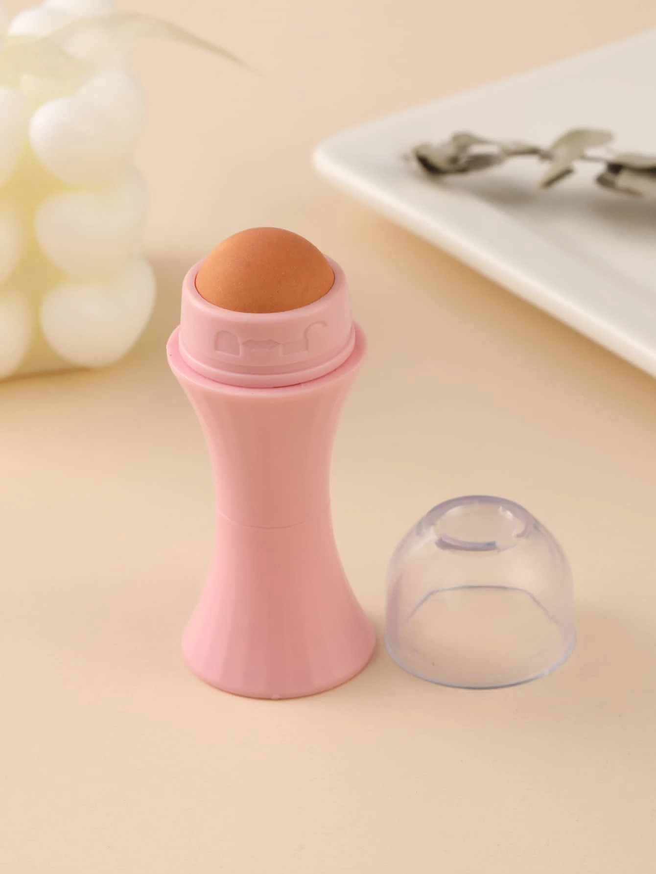 Oil-Absorbing Volcano Face Roller, 1pc Portable And Reusable Anti-Oil Facial Tool, Oil Control Anytime, Anywhere, Suitable For Home Travel Or Out For Facial Massage - Multicolor - View 1